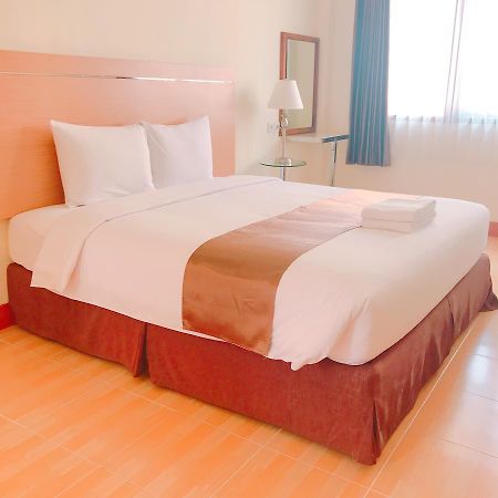 Revayah Hotels 루텡 외부 사진