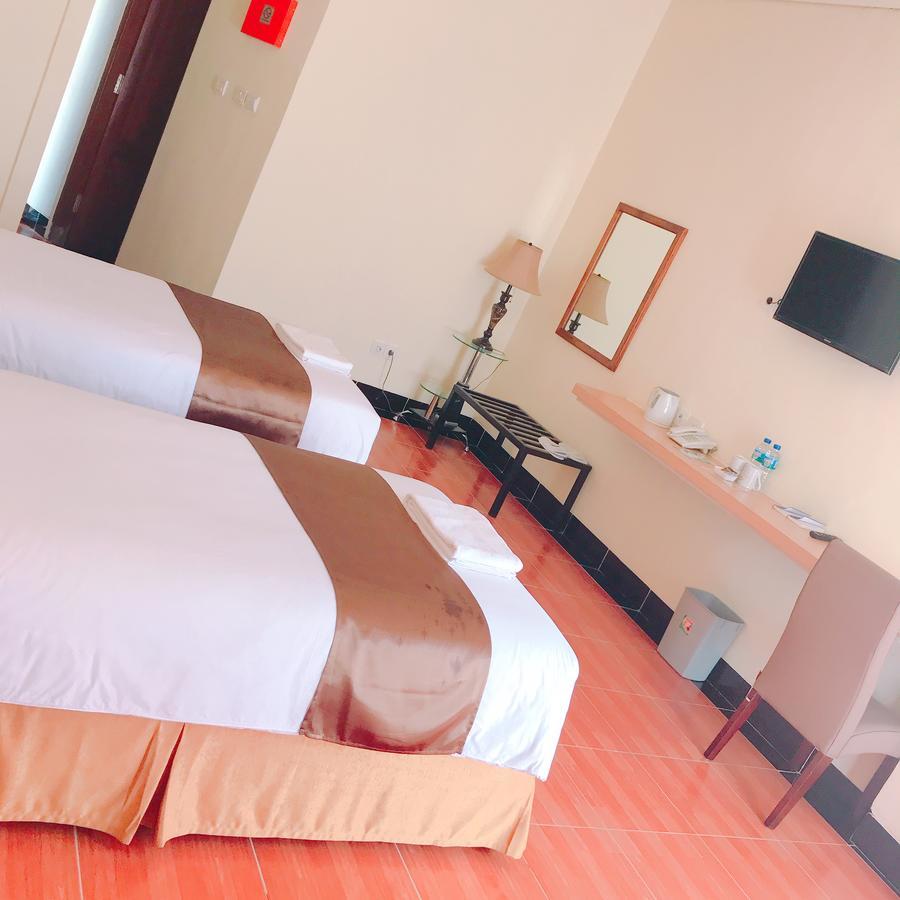 Revayah Hotels 루텡 외부 사진
